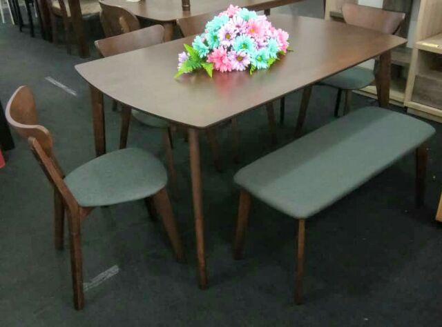 Free Shipping Ready Stock Wooden Dining Set With Cushion Set
