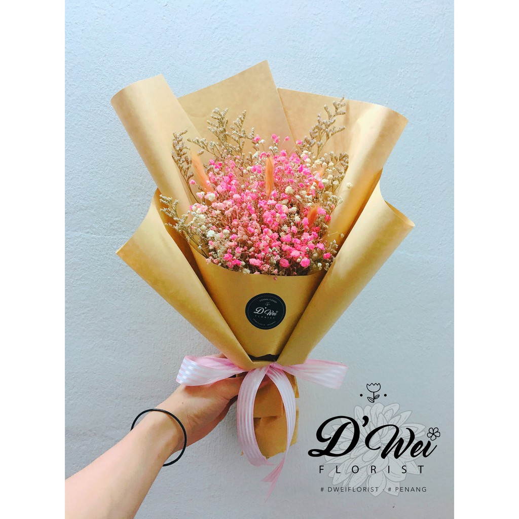 Graduation Baby Breath Bouquet Convocation Gift 毕业 满天星花束 永生花 干花 Shopee Malaysia