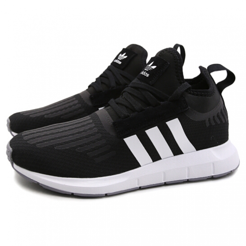 adidas b37701