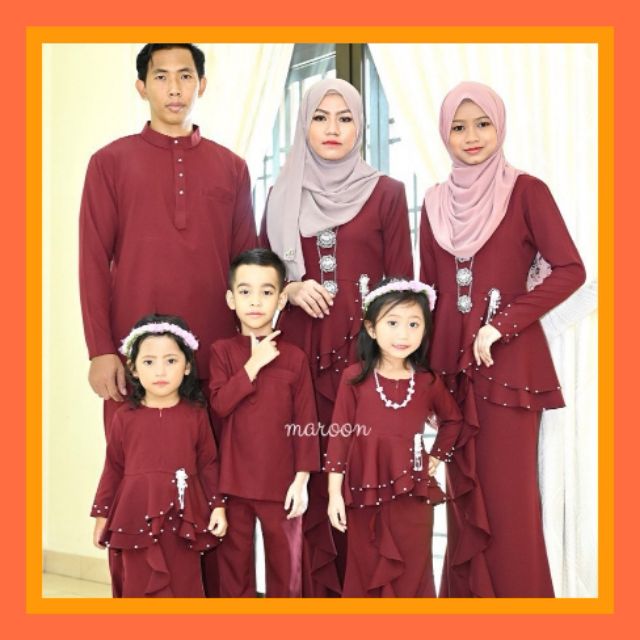 15+ Baju Raya Family Background