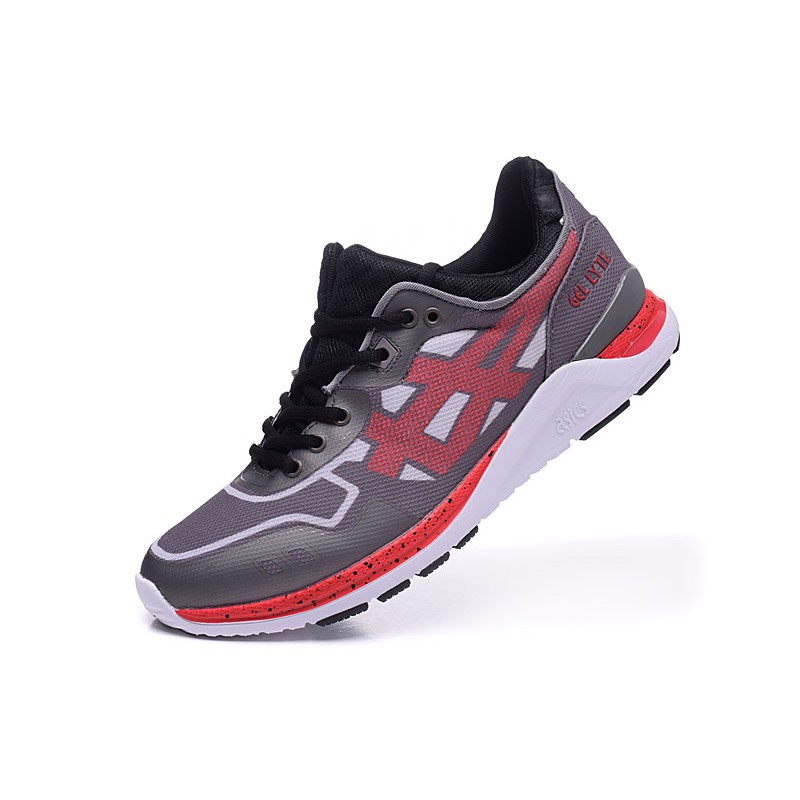 asics ultra light running shoes