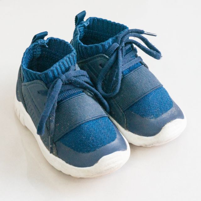 zara baby sneakers