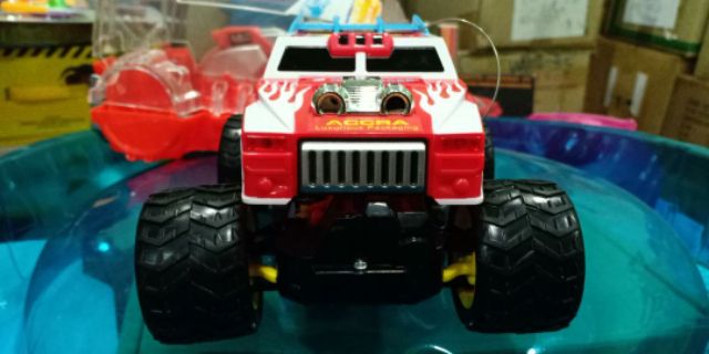 Monster Truck Auldey Race Tin