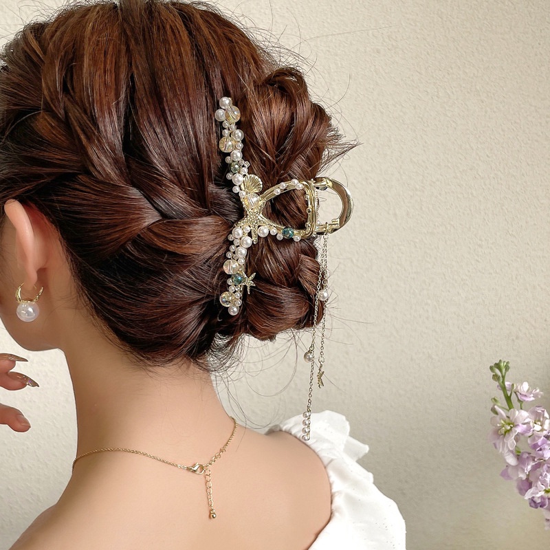 Exquisite Pearl Flower Leaf Hair Clip Korean Style Hair Pin Fashion Metal  Hair Clips for Women Flower Hair Claw Clip Luxury Hair Accessories | Shopee  Malaysia