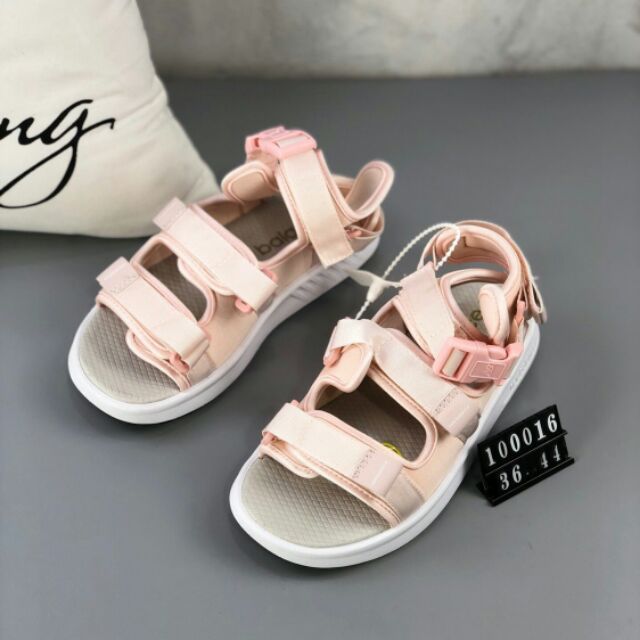 nb sandals