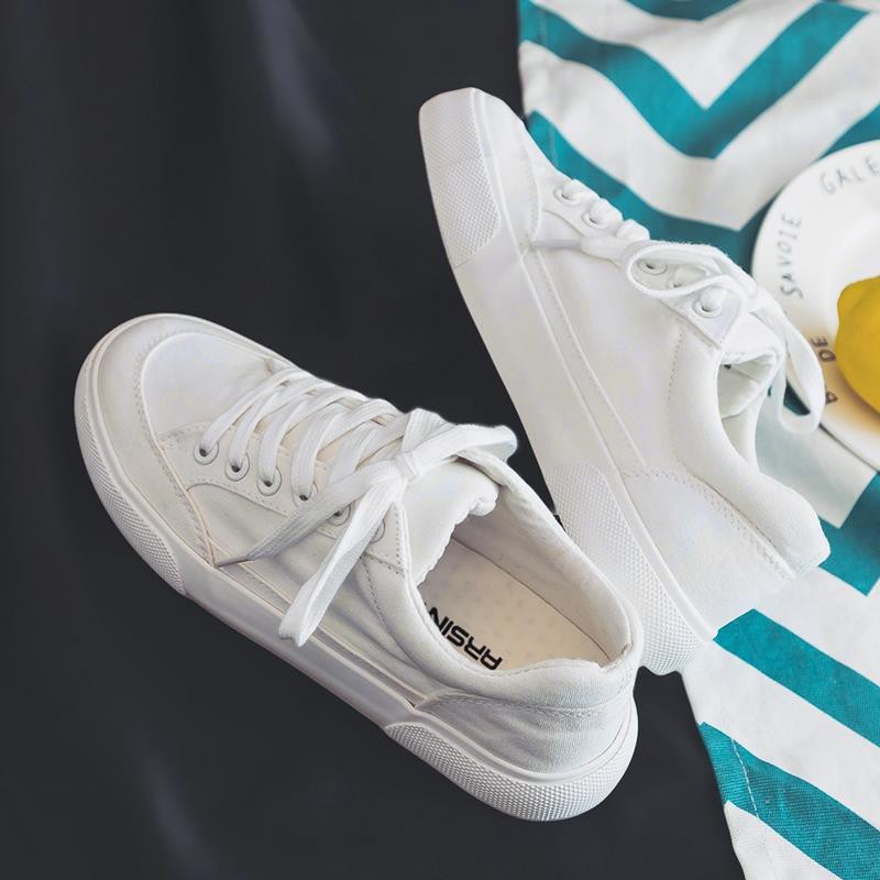 white cloth shoes