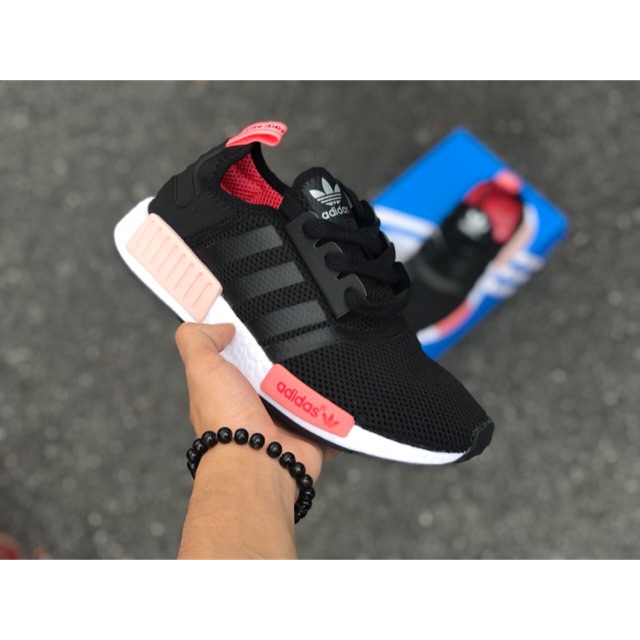 nmd r1 black and pink