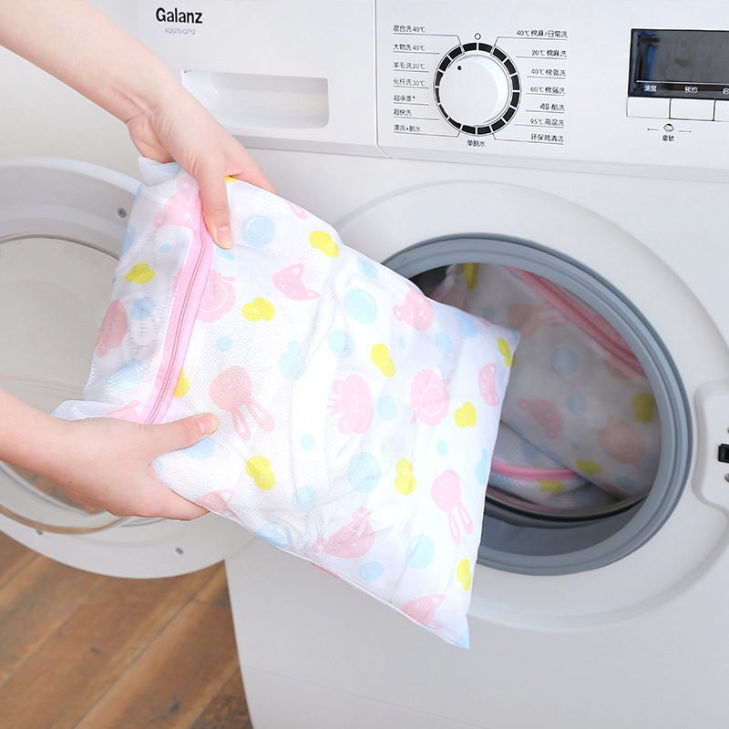 how to separate clothes for washing