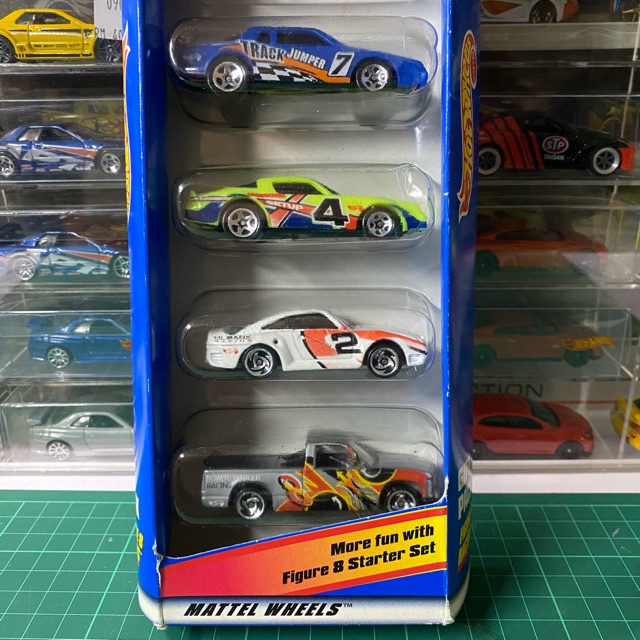 Figure 8 Racers Gift Pack (selling in lot of 4) | Shopee Malaysia