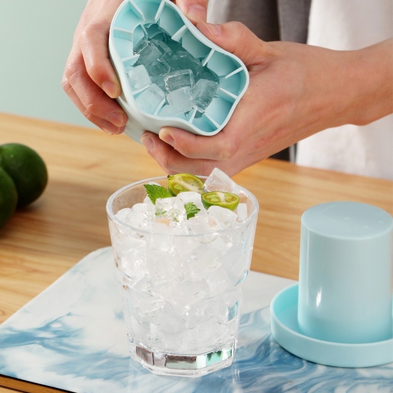 Ice Ball Maker / Silicone Ice Cube Tray / Whiskey Cocktail Ice Box/ Sphere Square Diamond Mold Food grade silicone ice maker