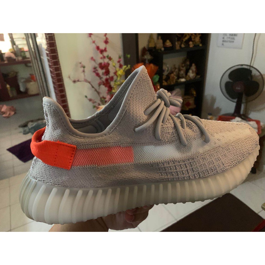 Adidas Kanye West Yeezy Boost 350 V2 Tail Light FX9017 UK