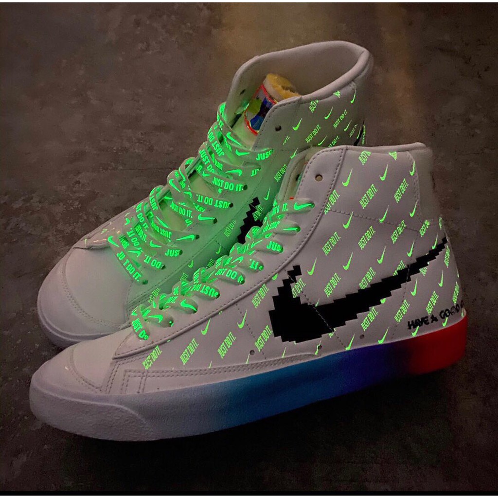 Blazer Mid 77 video game pixel reflective casual sports shoes deconstructs color matching manuscript Shopee Malaysia