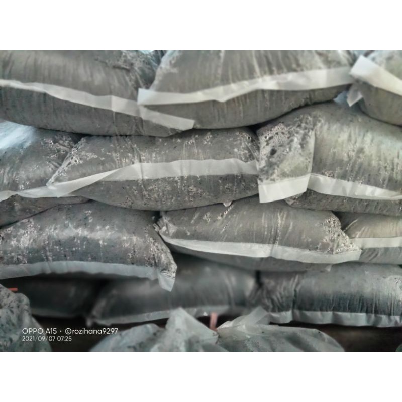 Tanah hitam sawit bakar 1kg/Palm oil boiler ash 1kg ready stock