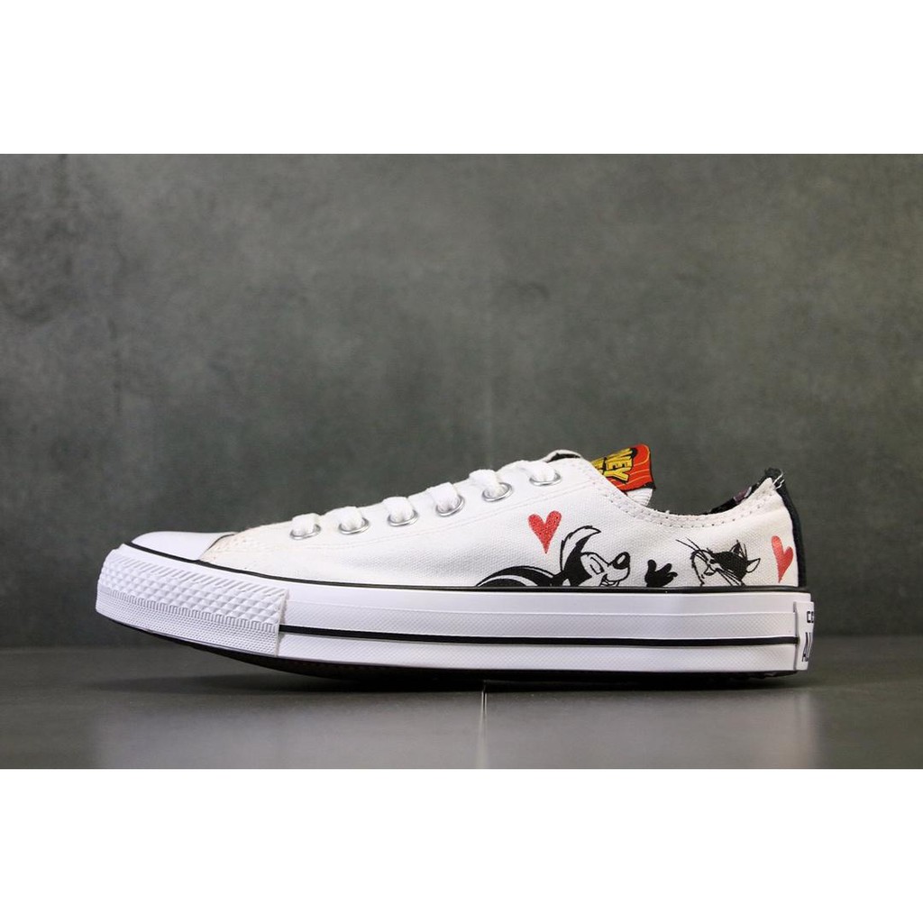 running volume?? CONVERSE Converse official Chuck Taylor All Star Looney Tunes cartoon versatile wear high top sneak running volume?? CONVERSE Converse official Chuck Taylor All Star Looney Tunes cartoon versatile wear high top sneak