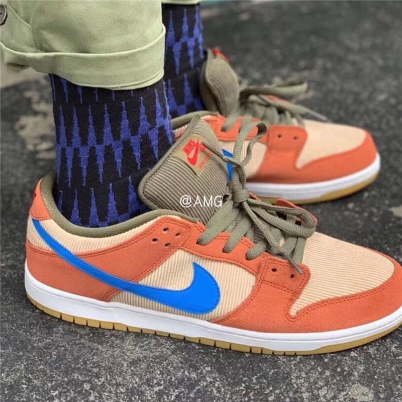 nike dunk corduroy