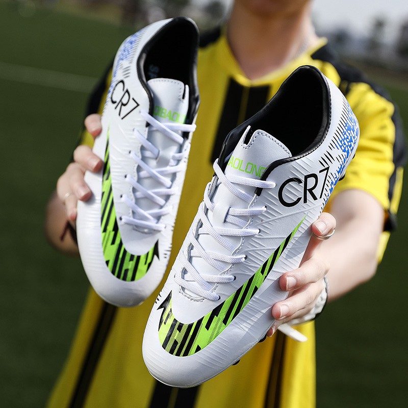 cr7 sports shoes