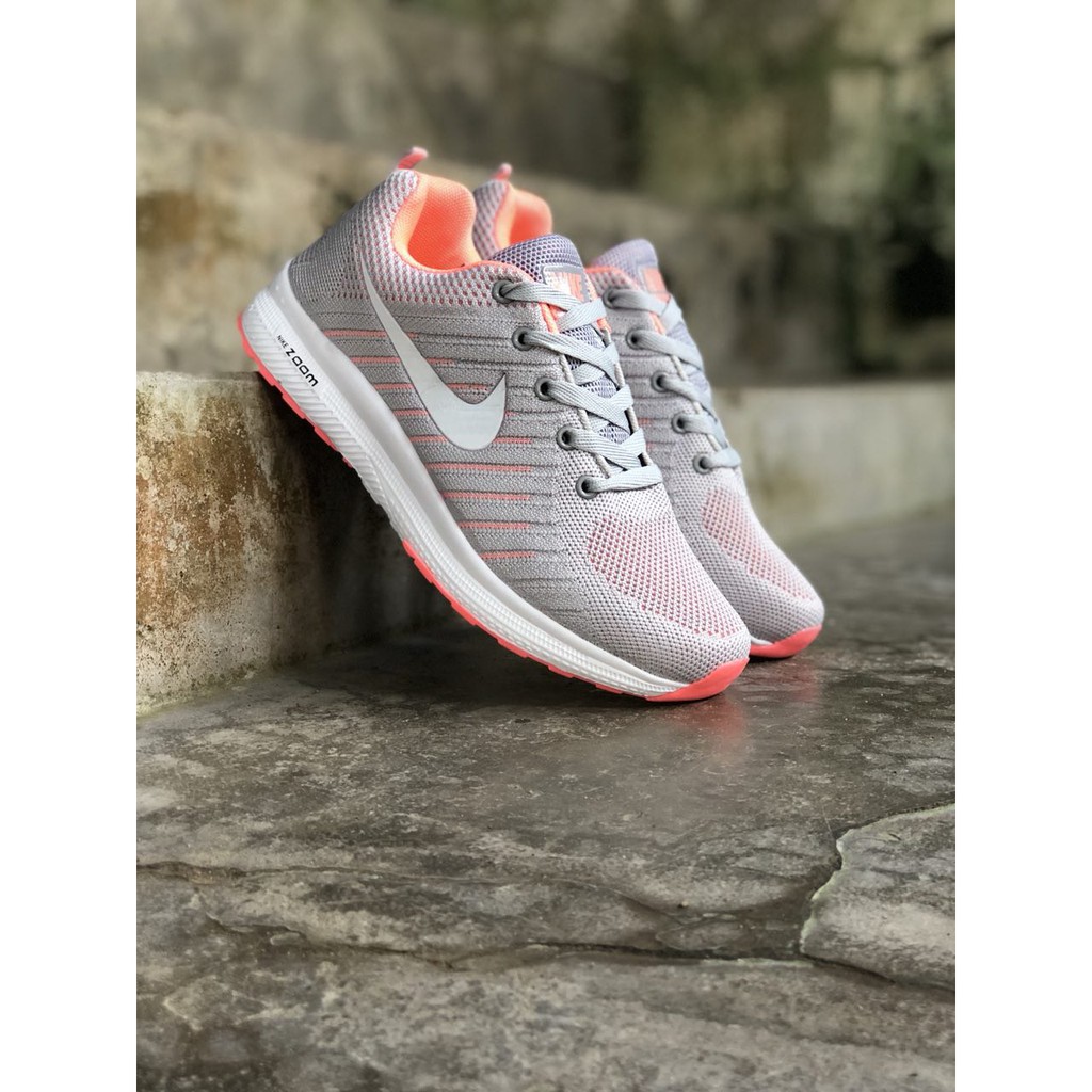 nike zoom peach