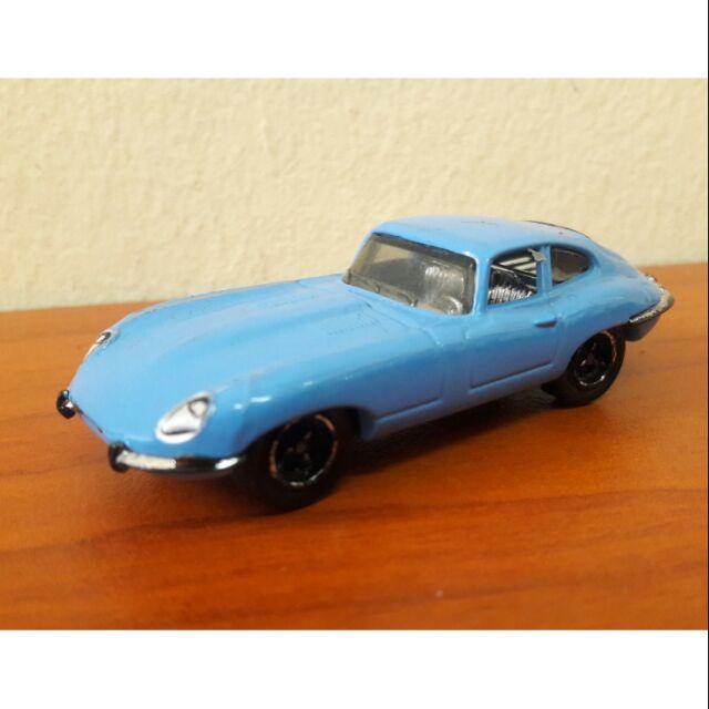 matchbox jaguar e type