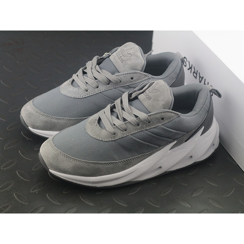adidas shark gris adidas shark gris
