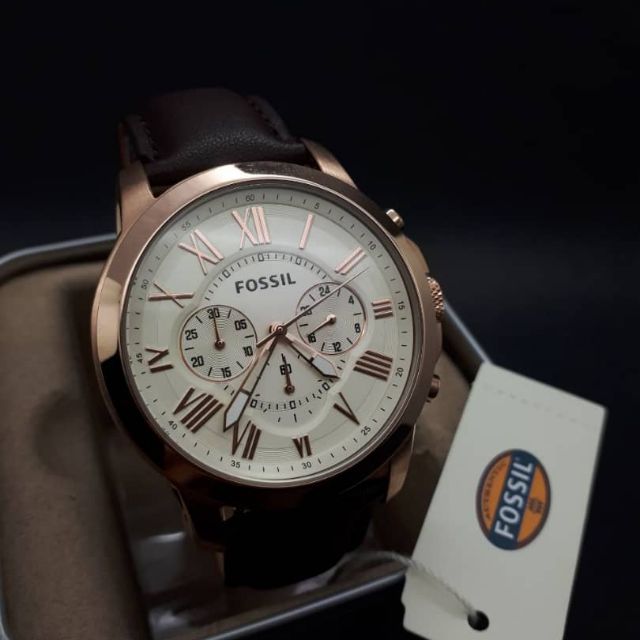 curren 8152 analog watch