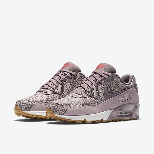 NIKE AIR MAX 90 2018 New Classic Black And White Casual1792 NIKE AIR MAX 90 2018 New Classic Black And White Casual1777