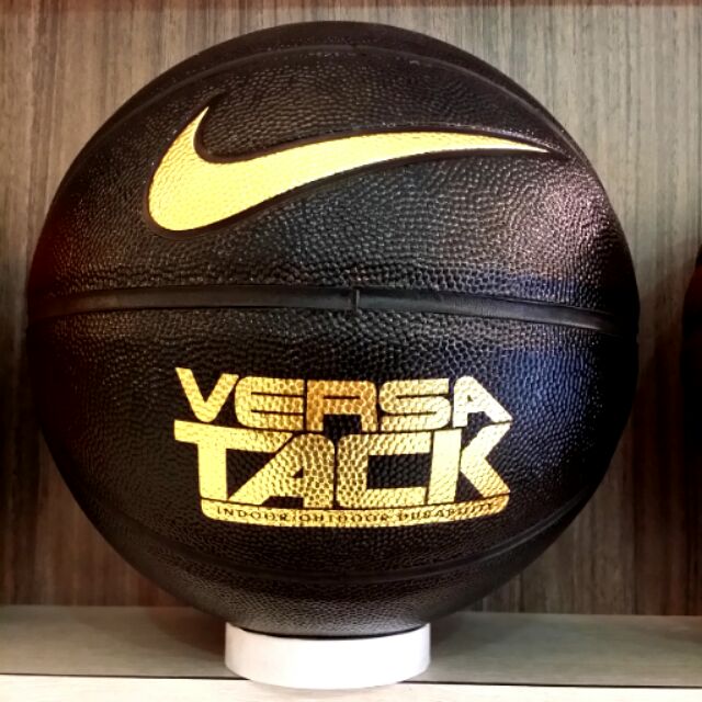 nike versa tack basketball black and gold