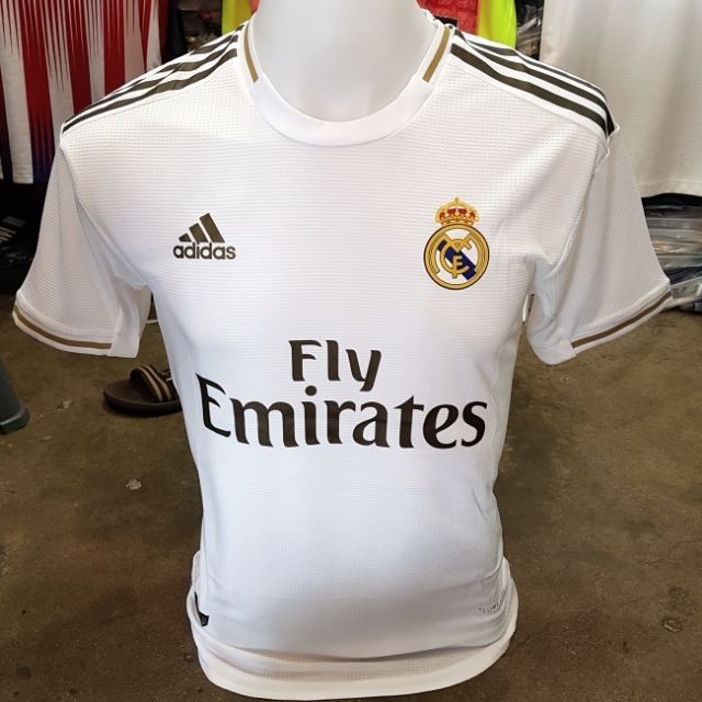 real madrid player issue jersey