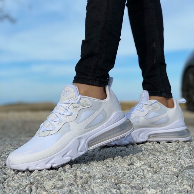 nike airmax triple white