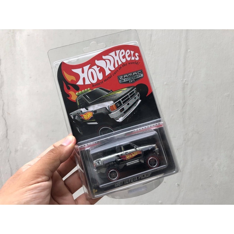 HOT WHEELS 1987 Toyota Hilux Pickup | Shopee Malaysia