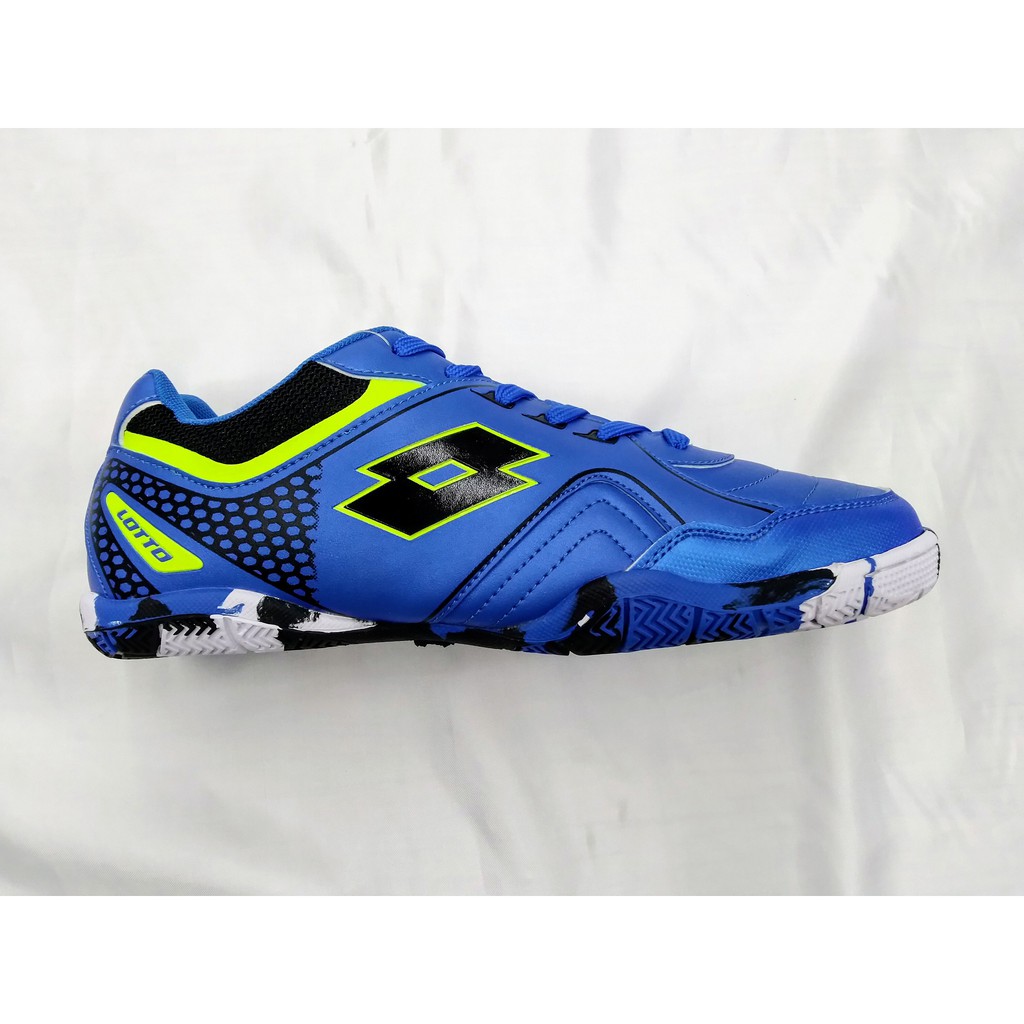 kasut futsal lotto
