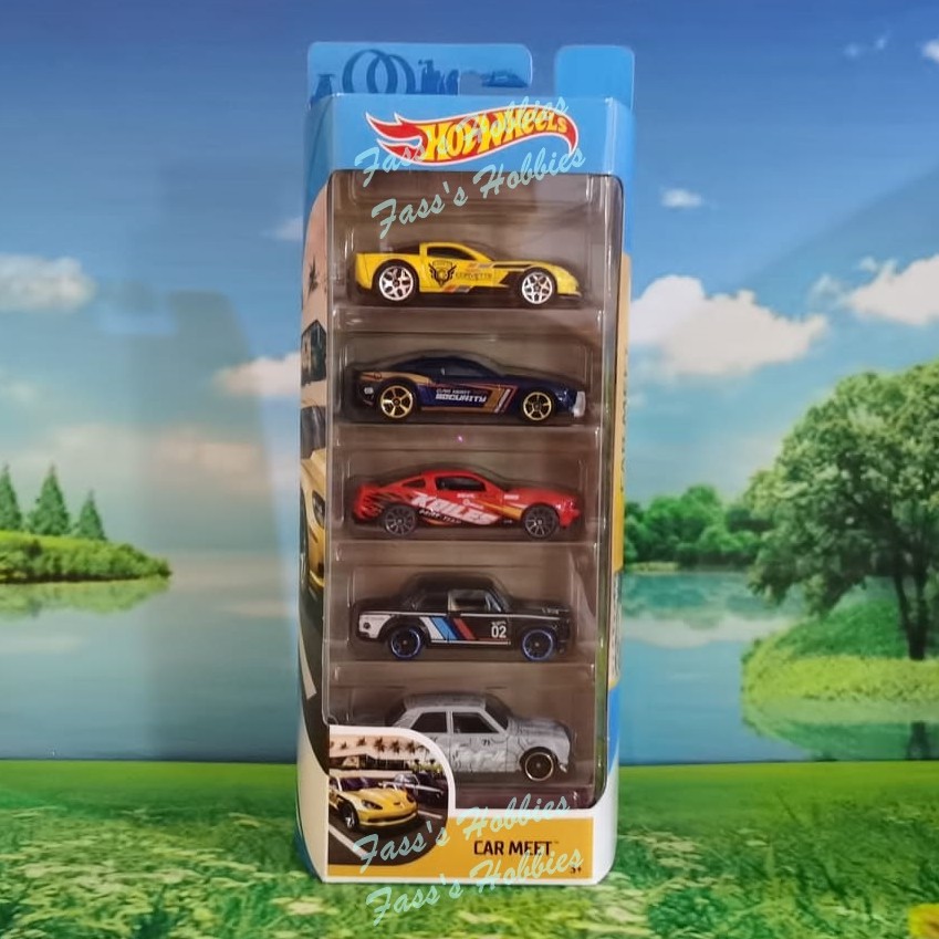 HOT WHEELS CAR MEET 5 PACK DATSUN 510 BMW 2002 12' CORVETTE Z06 10