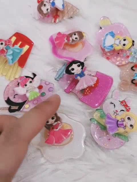 1 pcs Kids girl princess acrylic spin or rotate cute 