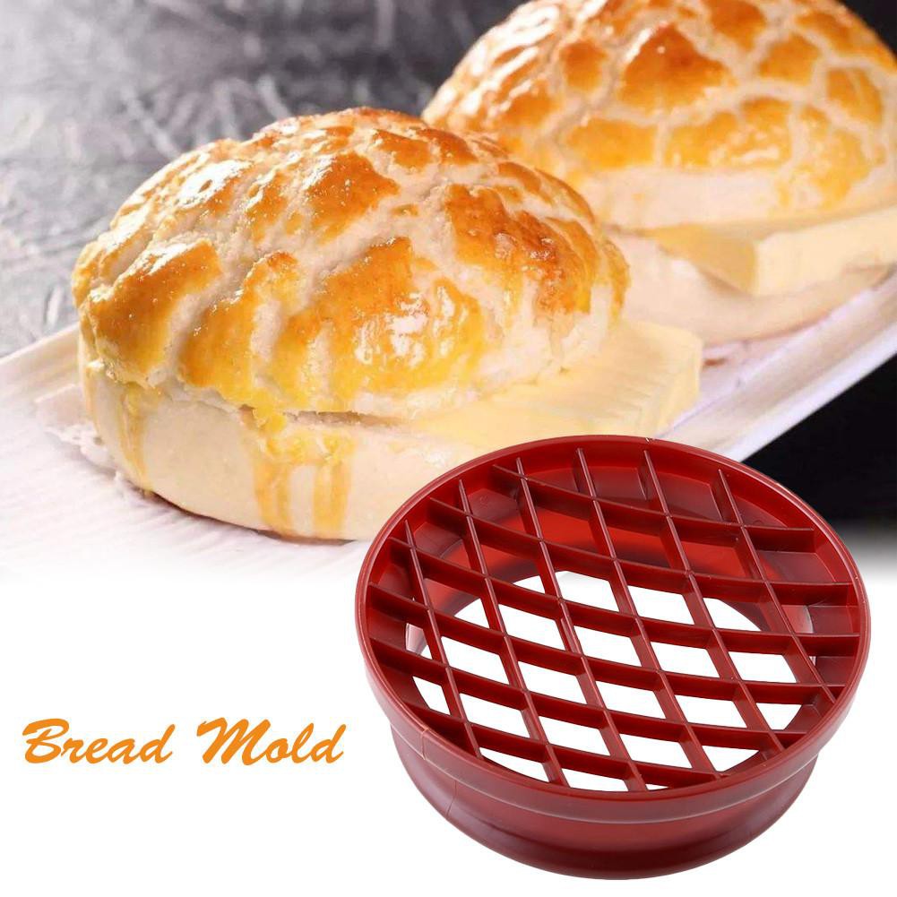 Pineapple Bun Cutter Plastic Bread Mold Biscuit Stamp Mould Pastry Baking Tool 