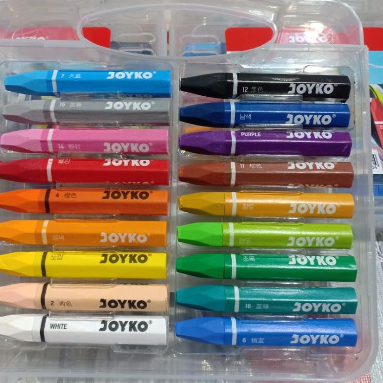 Super Outer Ordinary Crayons 18 Colors JOYKO / Crayons 18 Colors