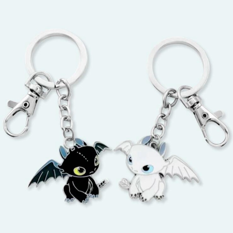 Flying Dragon Keychain Cartoon Anime Black White Enamel Toothless Bff Couple Key Ring Pendant Gelang Best Friend Punk Hip Hop Gift Toy Bijoux Dolls Jewellry Accessories