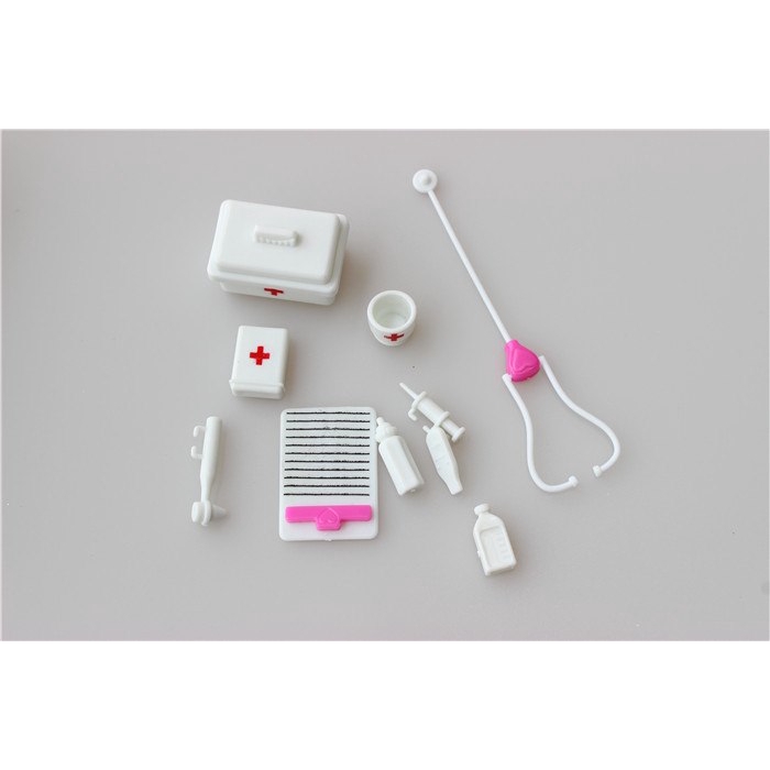 barbie doctor accessories