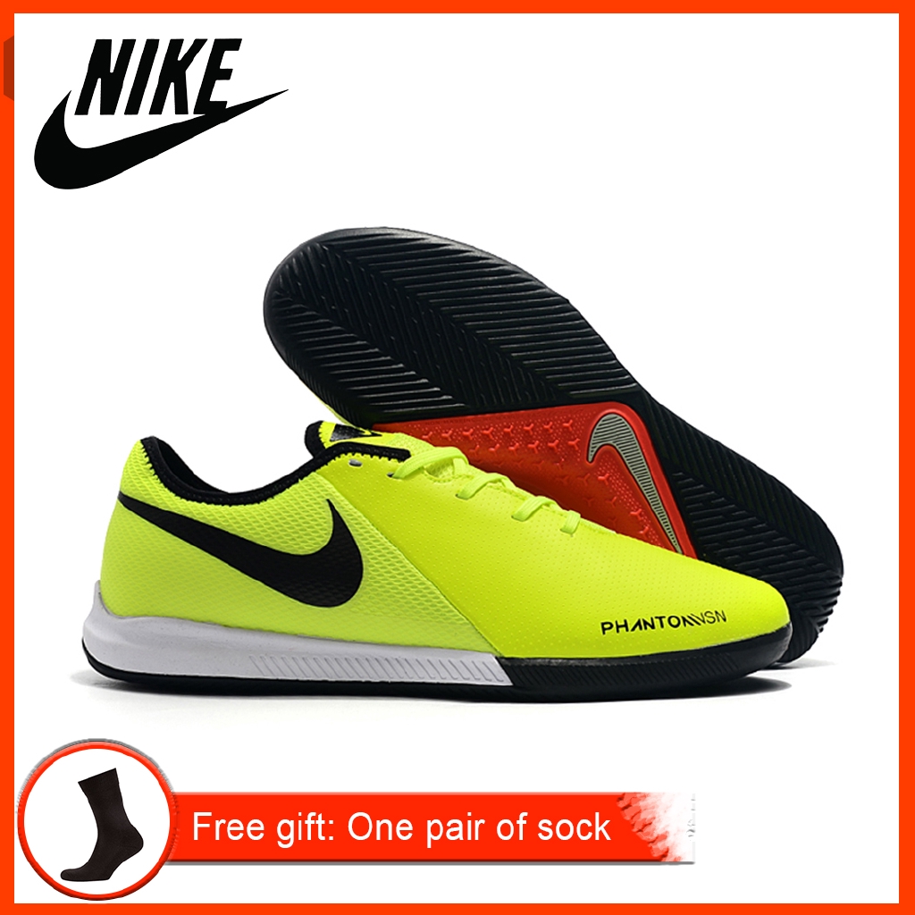 shopee futsal shoes