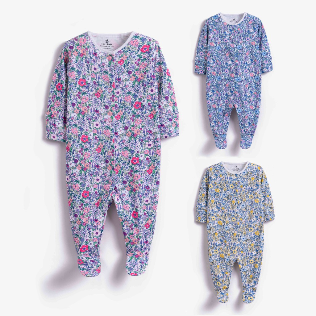 infant sleepsuit