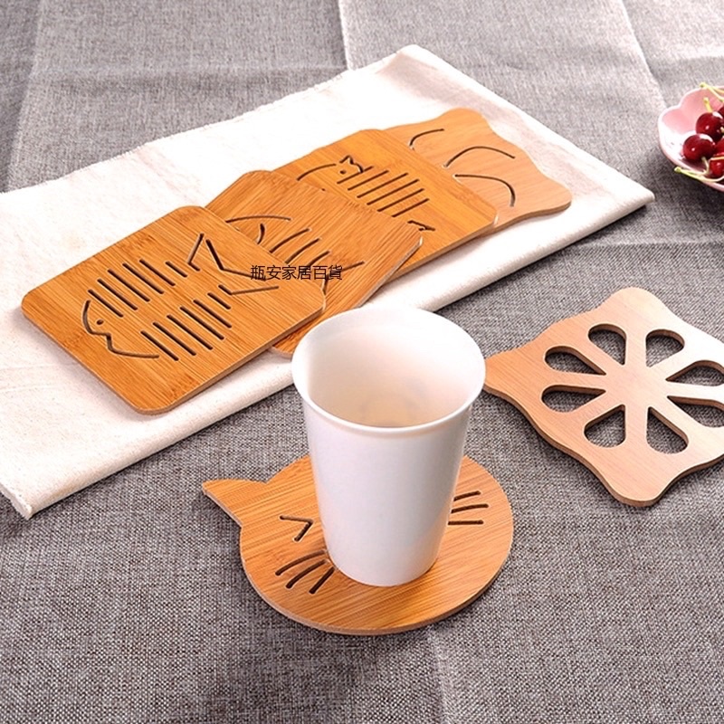 (Random Design) MILANDO Wooden Place Mat Kitchen Cup Mat Heat Insulation Table Mat Placemat (Type 6)