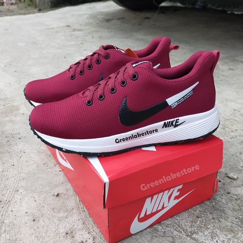 nike zoom maroon