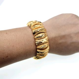 Elena Virul Emas Bangkok Bracelet Gelang Tangan Pulut Elena Virul Emas Bangkok Bracelet Gelang Tangan Pulut
