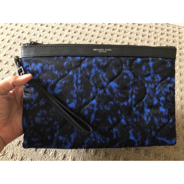 michael kors pouch mens