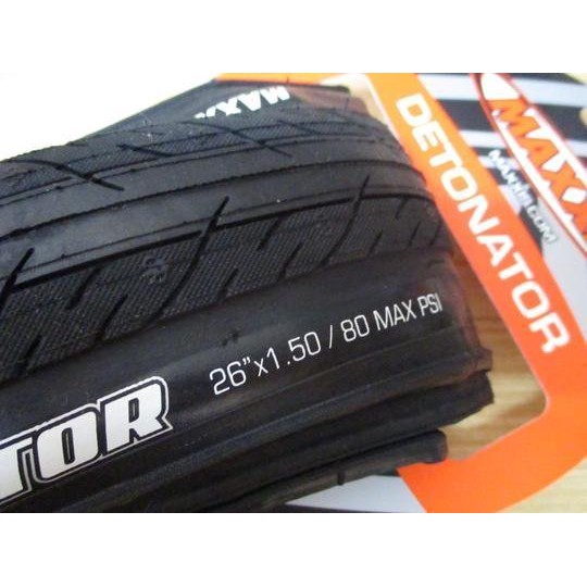 maxxis detonator 26 x 1.50