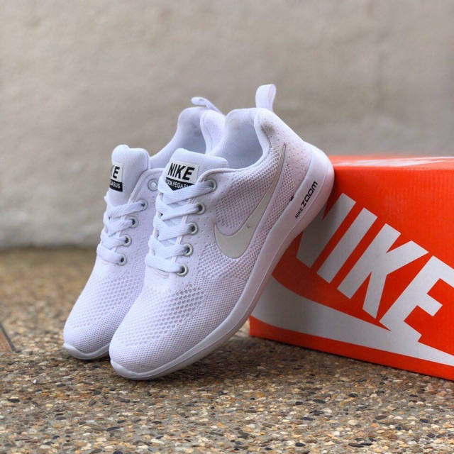 nike roshe run harga