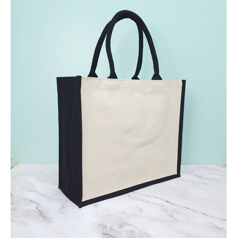plain black tote handbag