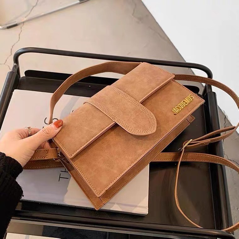jacquemus handle bag
