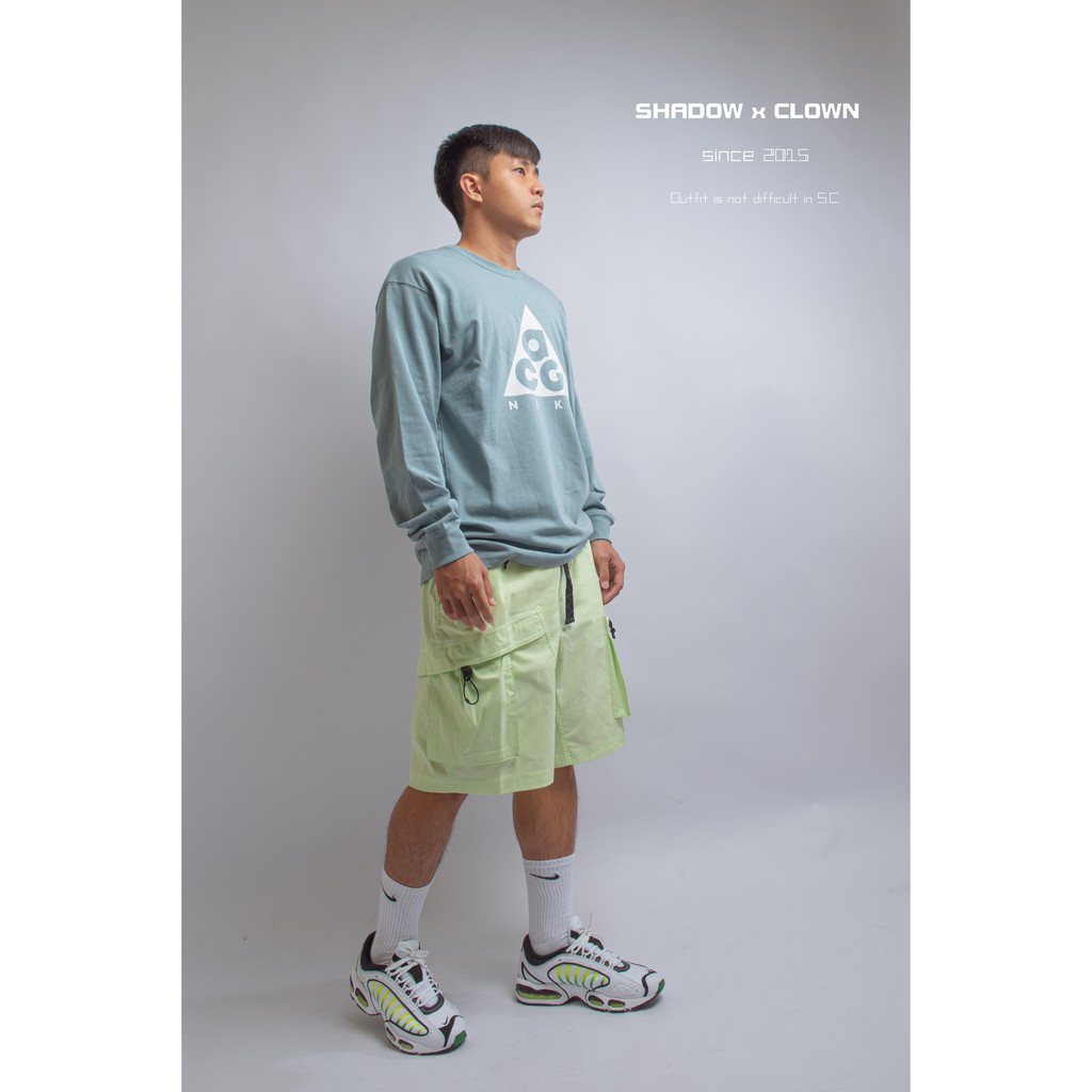 nike acg cargo shorts