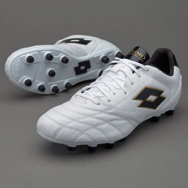 white lotto football boots