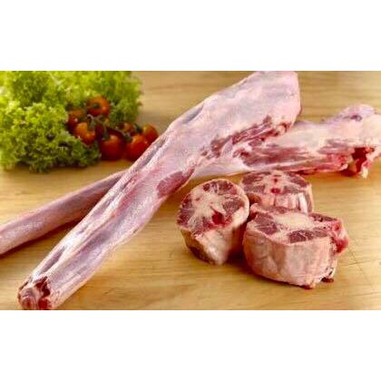 PREMIUM AUSTRALIAN OXTAIL 1.1-1.3kg+/- HALAL ( MIN PURCHASE 4 FROZEN ITEM LINKS TO SHIP OUT) -IPOH BEEF