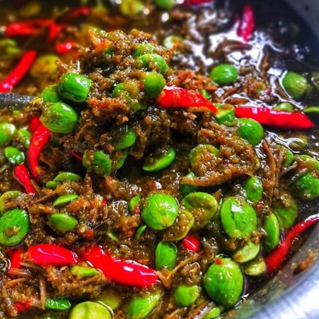 sambal petai ikan bilis cili api